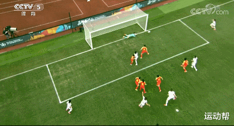 韩国队|半场女足0-2落后!30分钟后为何出现慌乱?后防接连被打爆