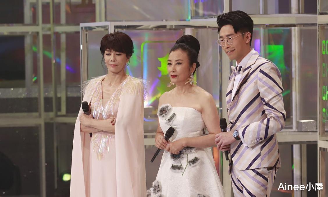 Ainee小屋|女明星一把年纪也要扮嫩,汪明荃大郑裕玲10岁,穿裙子像同龄人