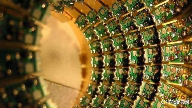 入局光量子计算:日本研究团队开发出高性能“压缩光”源