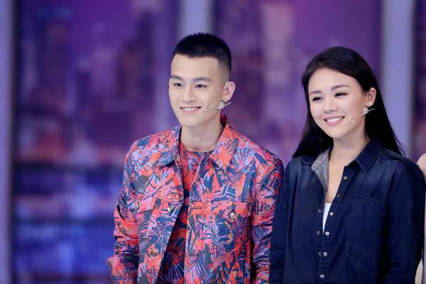 |女星出道前后对比，杨幂变脸型，赵丽颖纯天然，鞠婧祎这是付出了多少