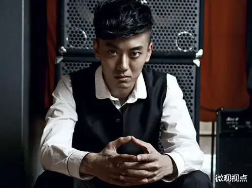 刘怡潼|星二代的演技是装不出来的，刘奕君和儿子刘怡潼同框飙戏，演技被赞