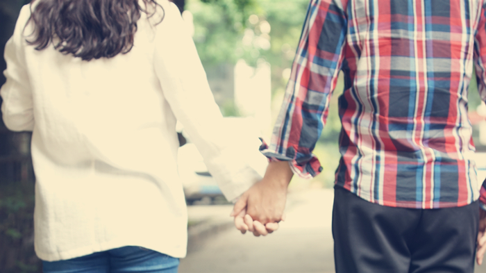 瑜峰 你婚姻感情中,有这个“隐形的第三者”吗?