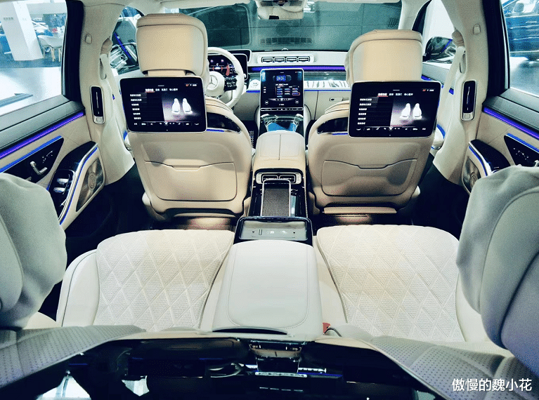 全新“奔馳S500L”抵達京城，內部科技感爆棚，終端加15萬！-圖5