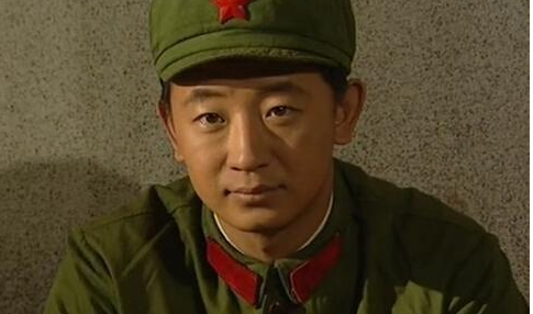 黄海波|她不顾家人反对，嫁给刚出狱的黄海波并生下孩子，现在过得咋样？