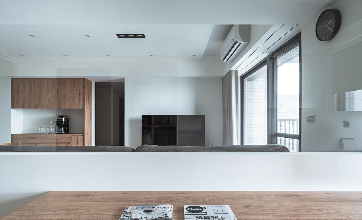 夫妻俩晒出5房2厅的家，坚持简约实用为主，钱省了家务还能减半