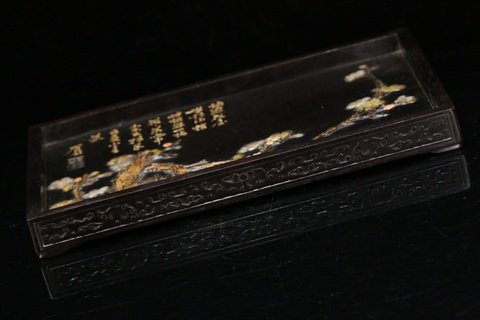 紫檀|晚清，紫檀嵌螺钿寒梅盘