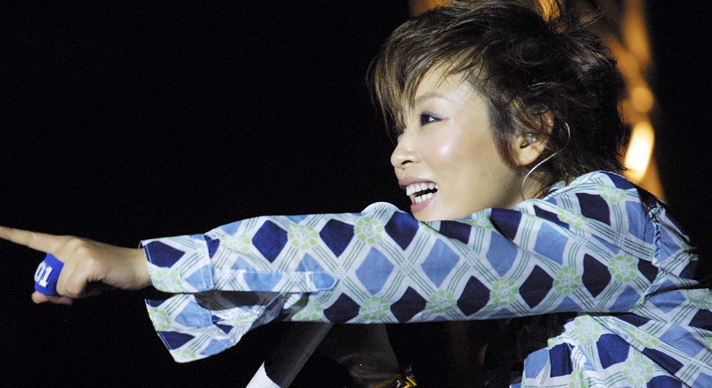 陈琳|12年前，因《爱就爱了》爆红的陈琳，为何要跳楼自杀？