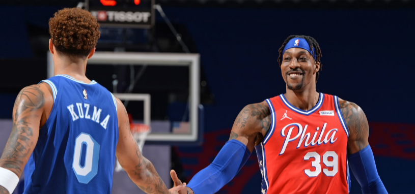 湖人隊(duì)|14分鐘0+1！哈勒爾被霍華德上課，925萬內(nèi)線不如底薪魔獸，湖人后悔嗎？