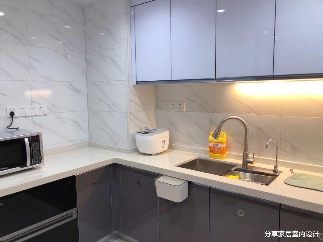 花了半年装修新房,全屋不做吊顶,设计网红款电视墙,非常满意!