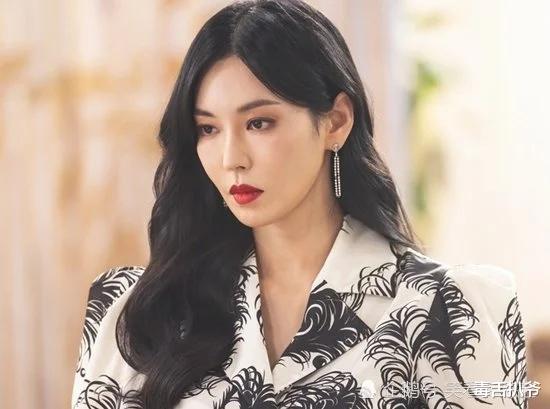 王鸥|《顶楼3》大结局惹争议，导演道歉：没能给大家带来更好的作品