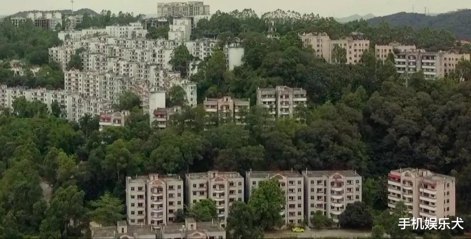 孝感|广州最大的烂尾楼，290多栋住宅楼被废弃