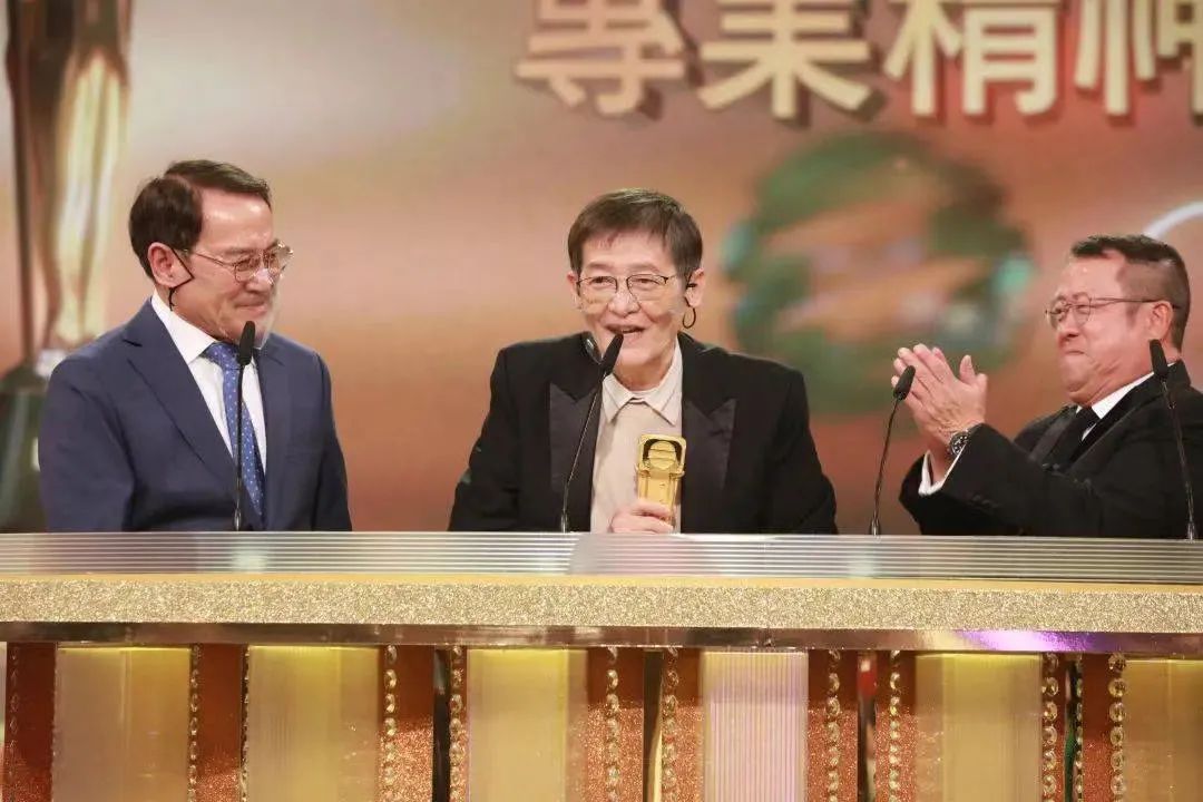 狄龙|狄龙儿子拿视帝惹众怒，被批星二代关系户，唯独陈自瑶最实至名归