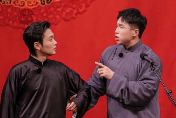 相声|《德云斗笑社2》唯一一位飞行嘉宾，因抢不到镜头，成“透明人”