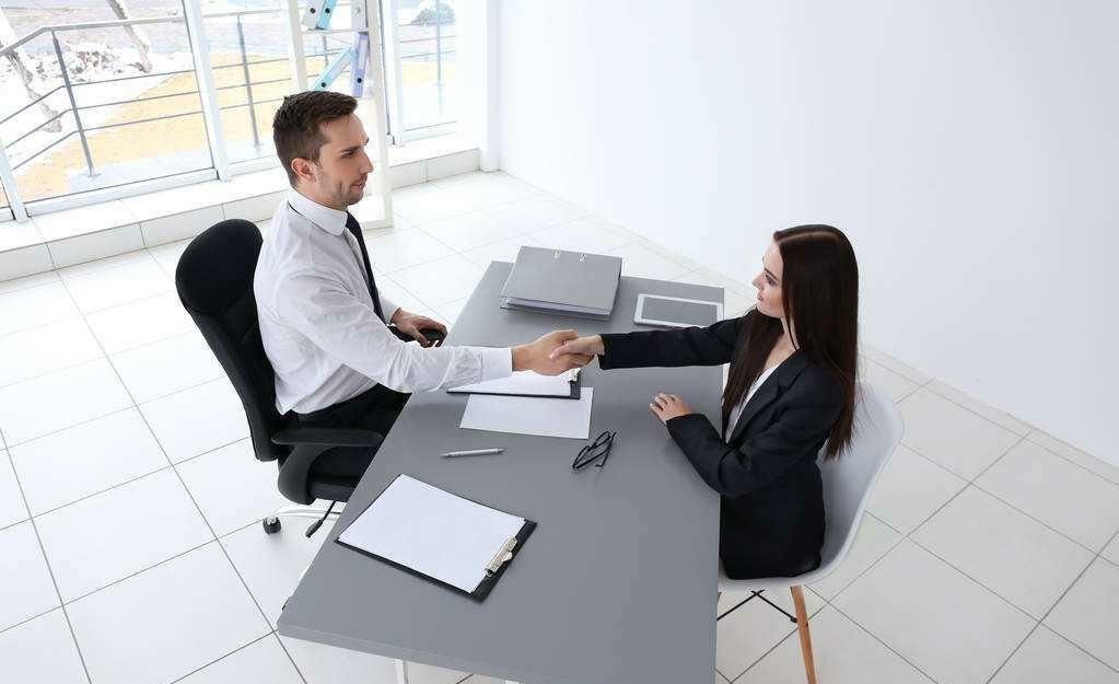 程序员|老板摊牌了:对不起,我们的确不招35岁以上的人