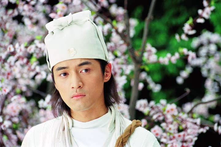 天外飞仙|《天外飞仙》：胡歌饰演的童远，才是当代少女眼中的“最佳男友”