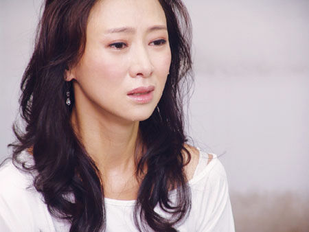 贾静雯|嫁错人的5位女星，各有各的心酸，有的被家暴，有的被骗钱