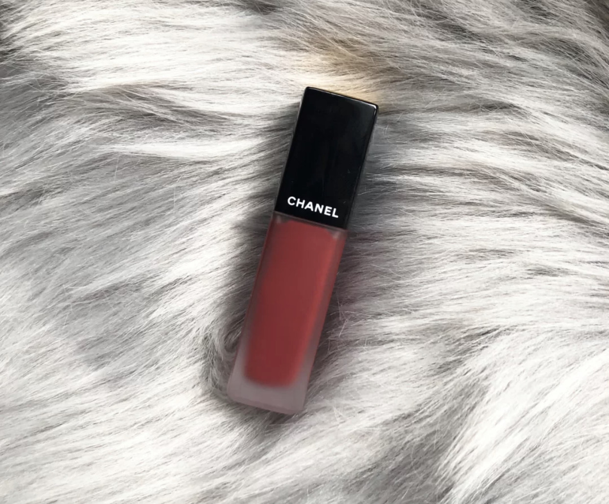 口红|四支大牌口红，30岁以下的女生，几乎都知道，个个都是经典