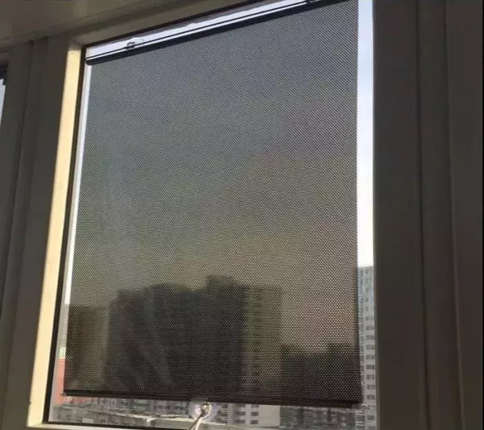 别再装“鸟笼式”防盗窗,现在流行这样装,安全防盗不挡光 !