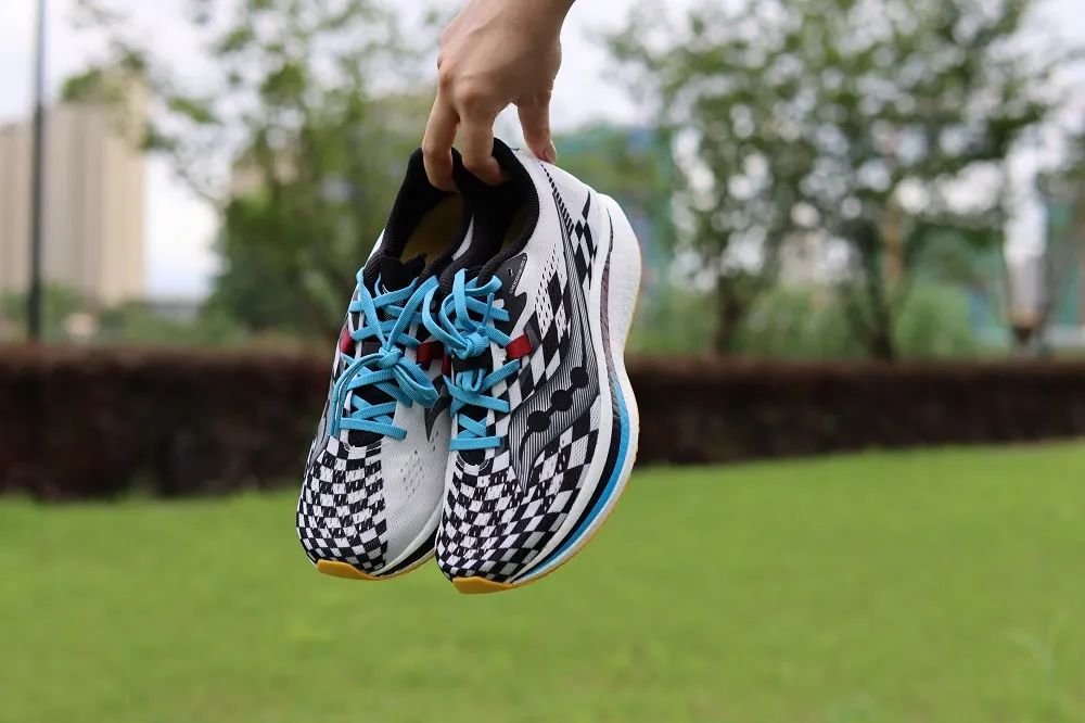 跑鞋|可能是我穿过最舒服的碳板跑鞋!