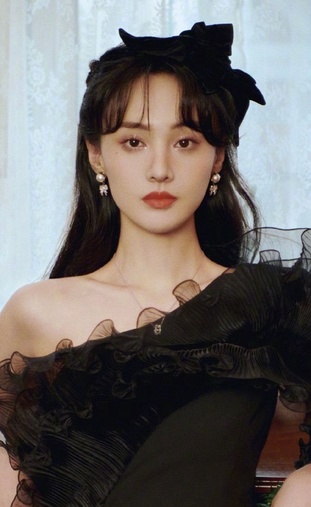 郑爽|郑爽事件被登上人民日报旗下刊物《环球人物》，爽粉们却急了