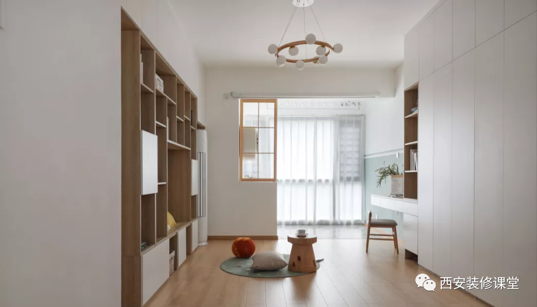 客厅扔掉沙发，替代品很多，没必要太传统