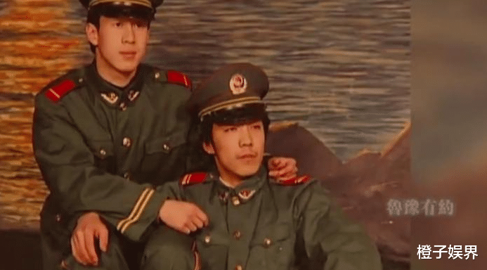 杨坤|“伪大师”杨坤的歌坛幻灭史，被追捧时有多风光，现在就有多落魄