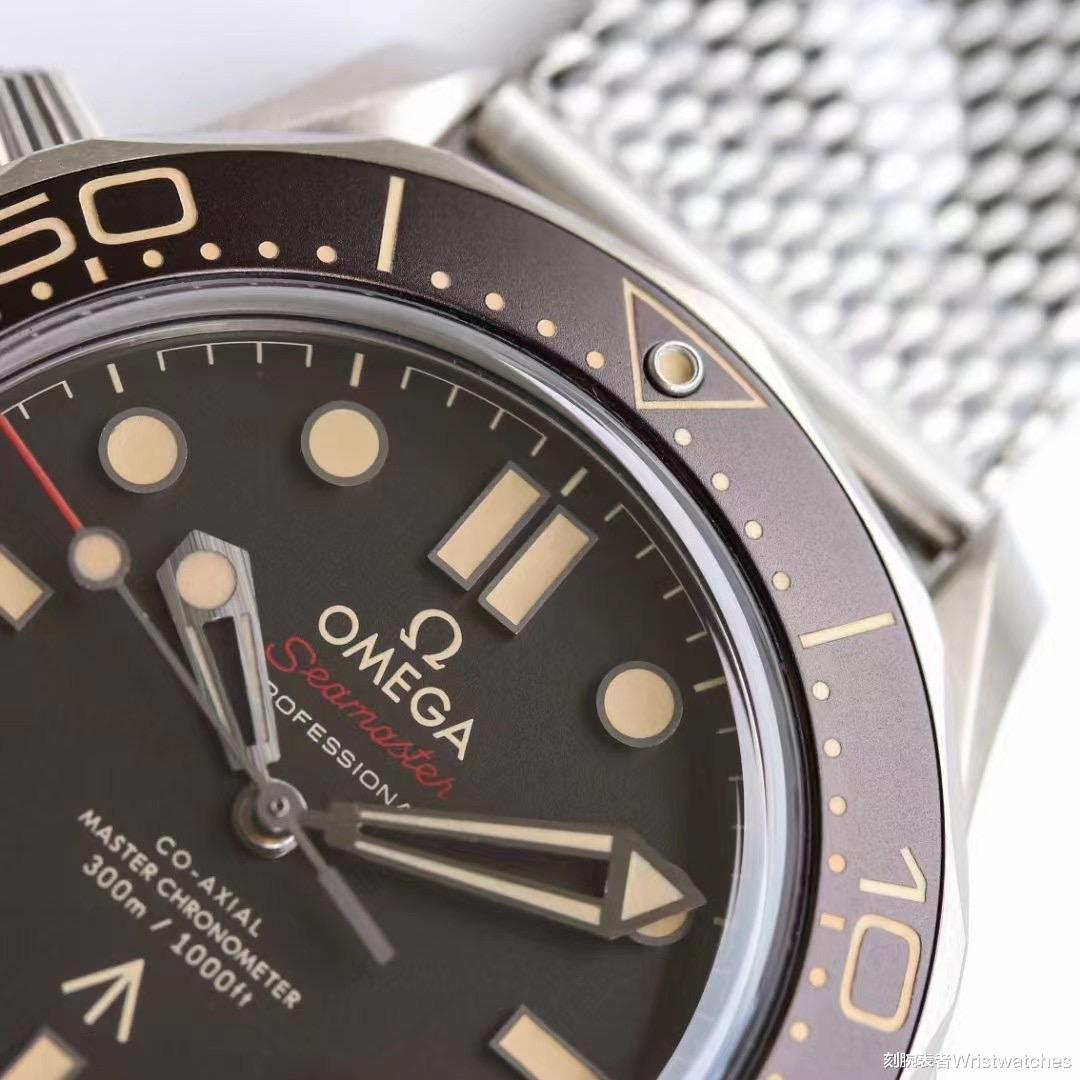 刻腕表者Wristwatches|OR厂欧米茄海马300无暇赴死钛合金复刻表对比正品怎么样？