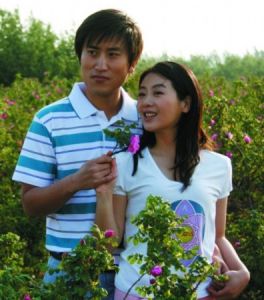 景甜|《乡村爱情》赵玉田直播6小时，卖13万斤大米，网友：太接地气