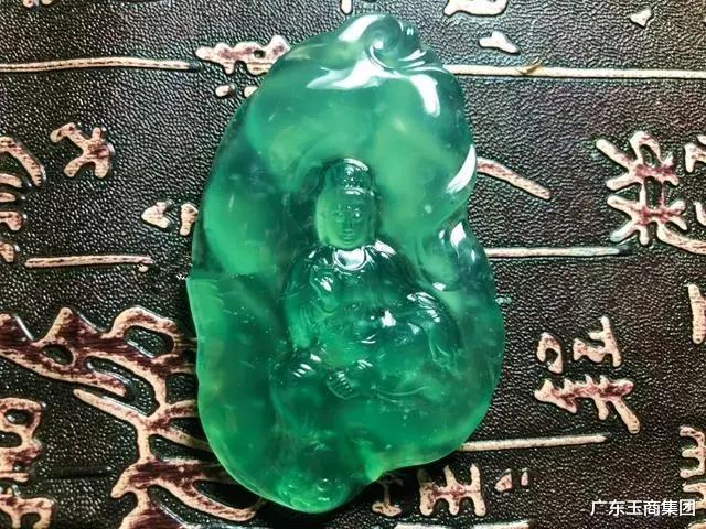 翡翠|玉赏 | 晴水翡翠，最美的遇见