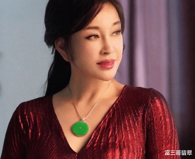 翡翠|在买翡翠的人眼中，翡翠是怎么分级的？行家讲述