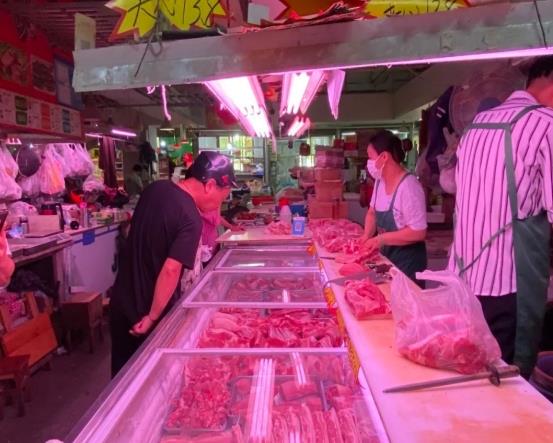 育妈计|多地出现10元肉,2400亿巨头单月收入创新低