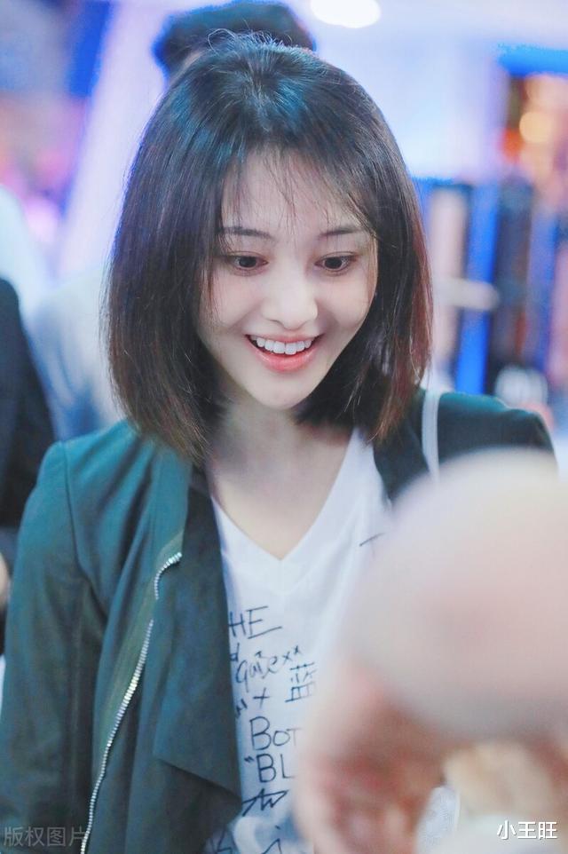 郑爽|郑爽疑狗急跳墙欲拉周杰伦下水，曝光周杰伦包养空姐来转移火力