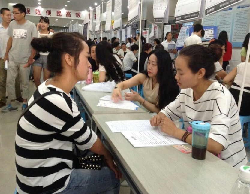 hr|HR吐槽现在大学生太浮躁，频繁跳槽不负责任，或许真相并非如此