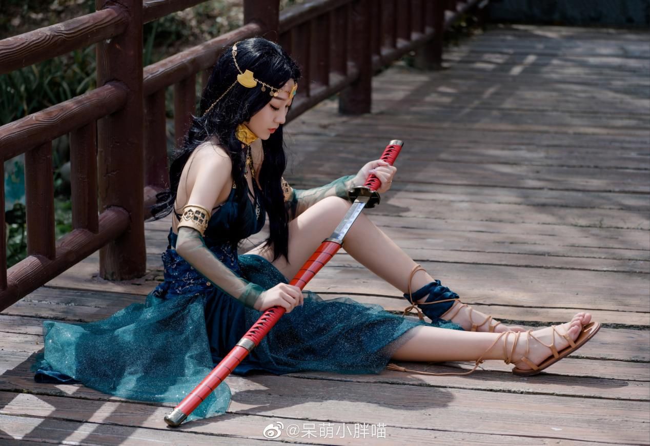 永劫无间|永劫这么下本？把全网美女COS请了遍，玩家细数：大长腿就不下50