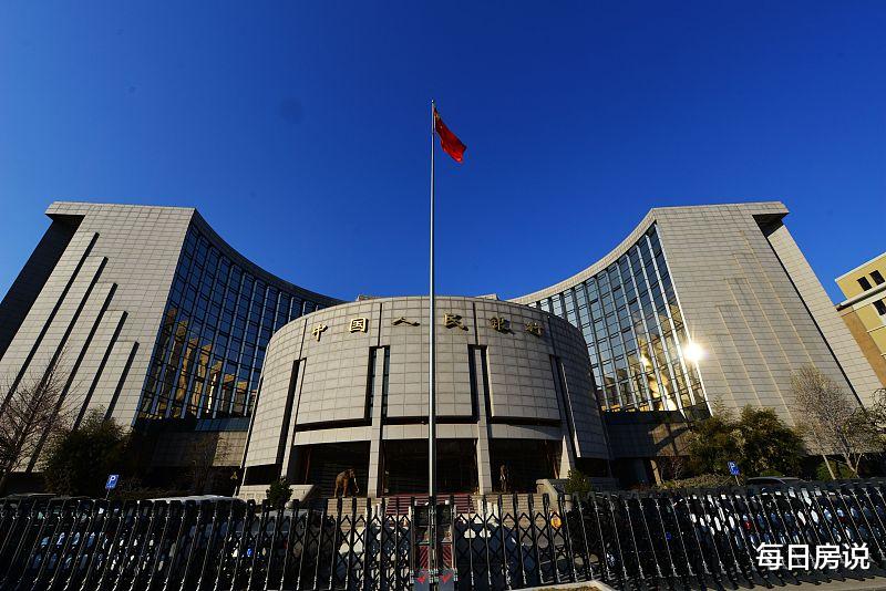 房价|楼市出现“排队卖房”？令人泄气消息还是来了，2类房或要被贬值