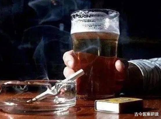 养生|32岁男子甲状腺结节半年反复三次，医生：易患甲状腺癌的人，常有3大“共性”