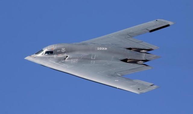 教育为本|B2隐形轰炸机捅娄子!驾驶舱出现女性内衣,白宫下令销毁私密视频