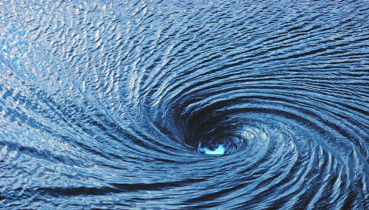 地底文明是否存在?海沟深处传诡异叫声,地底每年吸海水30兆亿吨