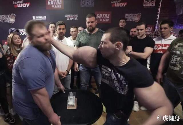 俄罗斯|“俄罗斯大力水手”，61厘米手臂面临手术，否则将有截肢风险