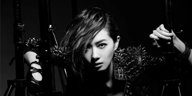 万茜|曾因7次拒绝潜规则被封杀，如今凭实力走红，被称为最干净女星！