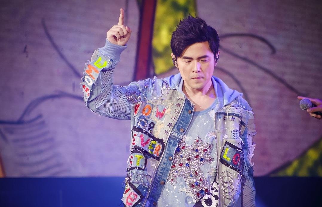 周杰伦|名气换不来健康，功成名就却疾病缠身的7位明星，有的已遗憾去世