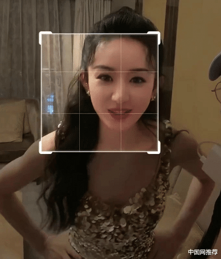 赵丽颖|赵丽颖晒视频展示身上肉肉：双手叉腰动作可爱