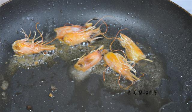 炒饭|春天来啦，“无米炒饭”赶紧做起来，低热量又饱腹，小肚子吃没了