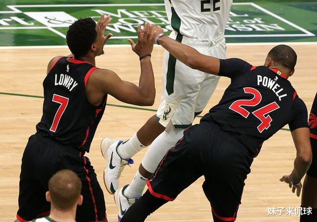 湖人队|再见詹姆斯！再见湖人！队史第一人正式留队，三巨头梦想破灭了