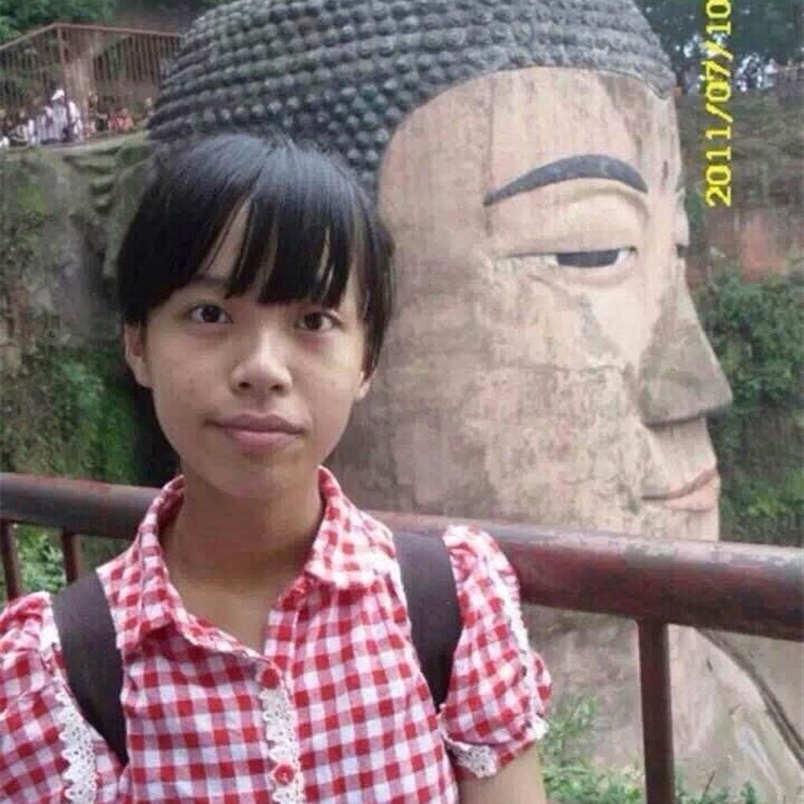 乔碧萝殿下|又“翻车”？网红镜头前“厦门林志玲”，素颜照堪比“乔碧萝”