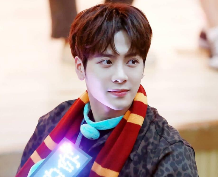 陈卓璇|?黄景瑜迪丽热巴到底在一起没？吴谨言《延禧攻略》后好像不火了