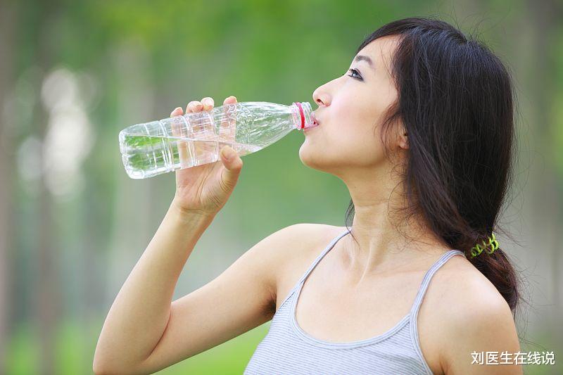人工甜味剂|喝水的学问有多深?清晨一杯水,健康一整天