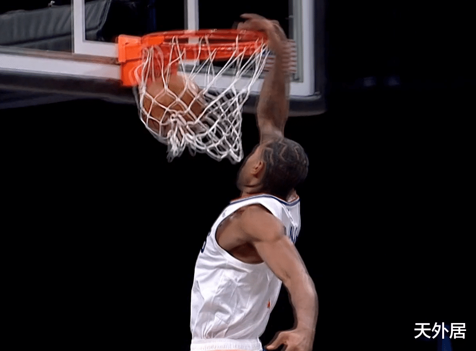 快船队|命中率85%！三双！39分！面对无解三巨头，快船1人可以昂首离开