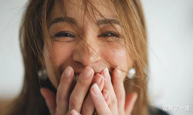 宋慧乔|曾经历离婚患癌，37岁出道成日本顶级模特！她的人生太励志了