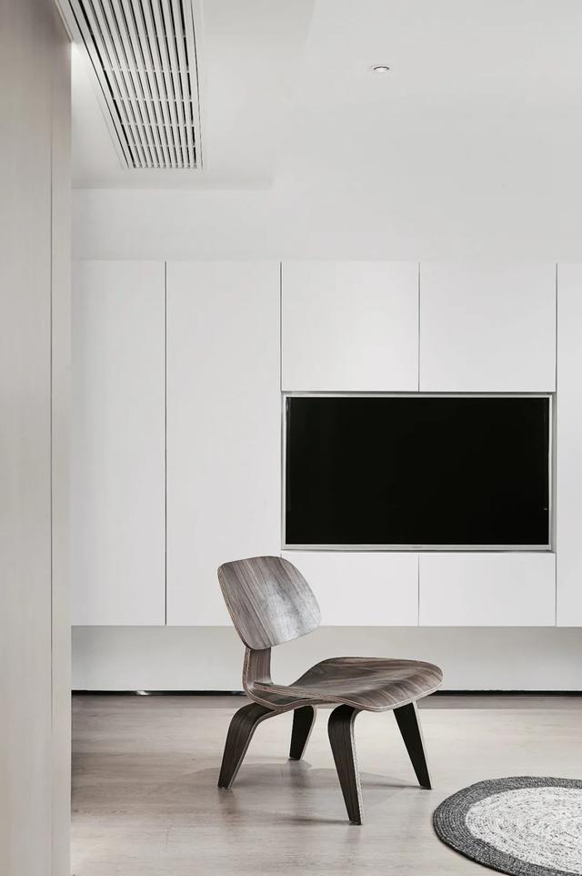 62㎡极简小公寓,一个人的日子,简简单单的设计,精致舒适